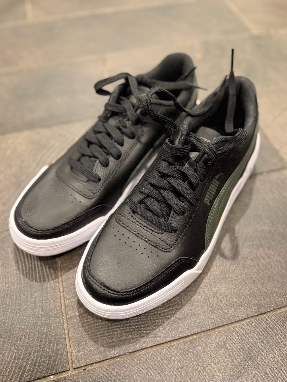 Puma Black Low-Top Sneakers with White Sole